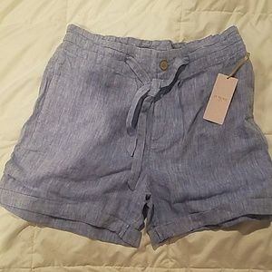 Linen shorts